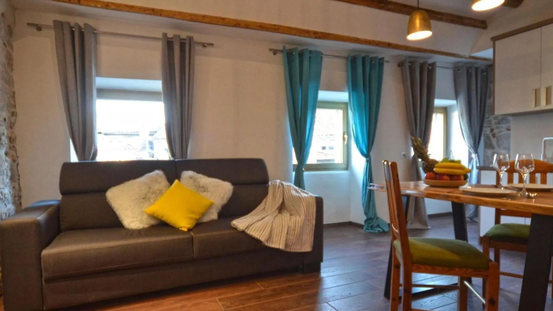 Elegant Rovinj Old Town Apartment - One Bedroom Apartment