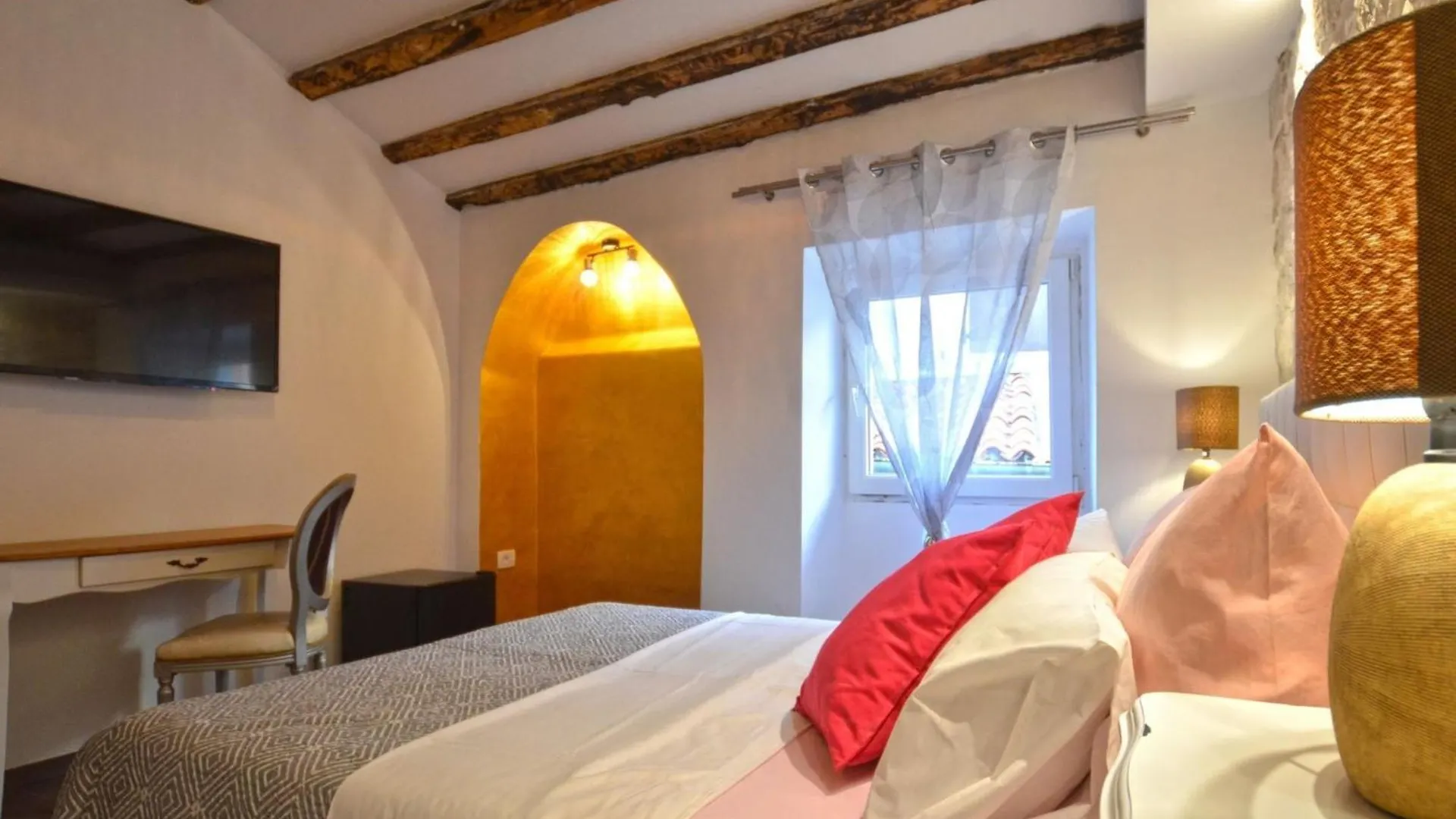 Elegant Rovinj Old Town Apartment - One Bedroom Apartment 0*,